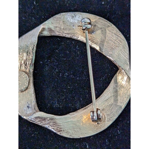 Vintage NYC Accessocraft Ribbon Brooch - Picture 3 of 10